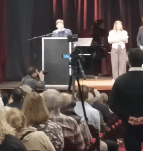 Gobernador Kiciloff en Pro Textil 2025