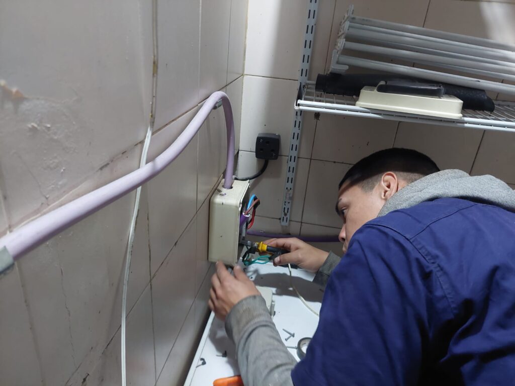 El Movimiento Productivo 25 de Mayo impulsa una Escuela de Capacitación en Ciudad Oculta junto a las Cuadrillas Perón y Evita, promoviendo una economía basada en el trabajo digno, la educación técnica y el desarrollo productivo nacional.