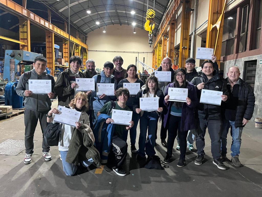 Capacitación en Metrología Industrial: formación y producción nacional 2 Metrología Industrial Curso de Metrología Industrial en la Balanceadora Dinámica de Omar Vetrano, con certificación de la UNDAV y articulación del MP25M para impulsar la formación técnica.